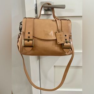 Le Solim made in Italy camel leather messenger bag